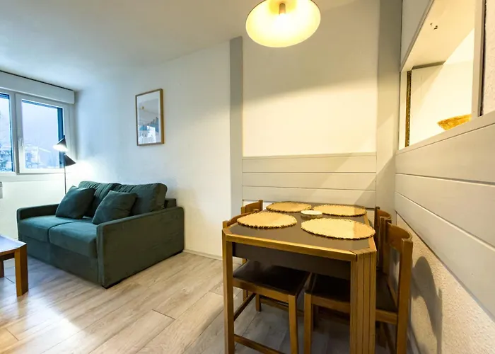 Cosy In The Heart Of *