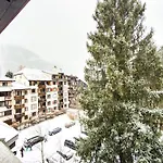 Cosy In The Heart Of *