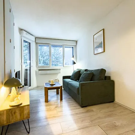 Apartament Cosy In The Heart Of