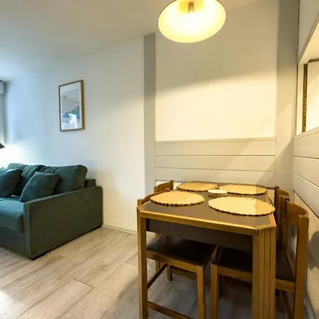 Cosy In The Heart Of *