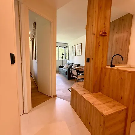Apartament Cosy In The Heart Of