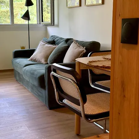 Apartament Cosy In The Heart Of *