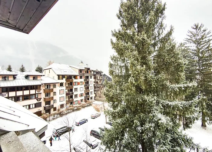 Cosy In The Heart Of *